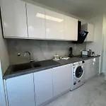Luxus Apartment In Duesseldorf Rheinblick